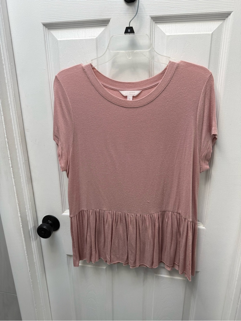 LC Lauren Conrad Ruffle Hem Short Sleeve Top in Pink Size Large